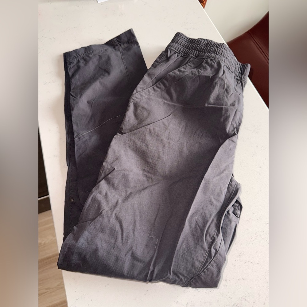 AKHG pants